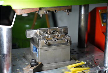 Injection machine